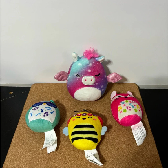 5/$25 
Squishmallows Yu-Gi-OhxHello Kitty Mini Plush 9 Some NWT Christmas - Picture 14 of 14